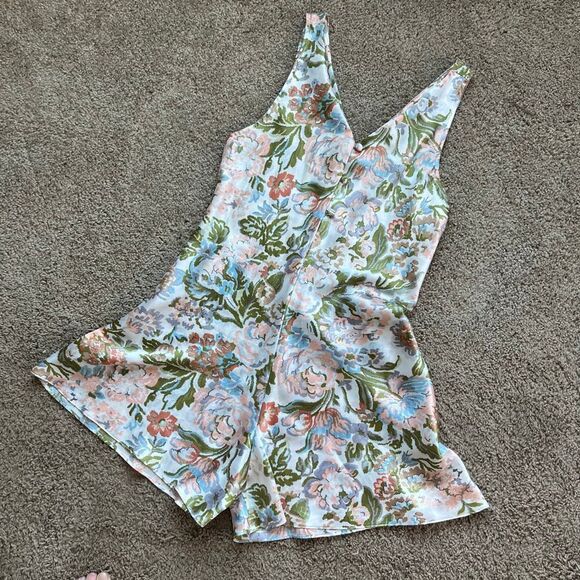 VTG Pastel Floral Satin Romper Coquette Soft Girl 90s Vanity Fair Size L